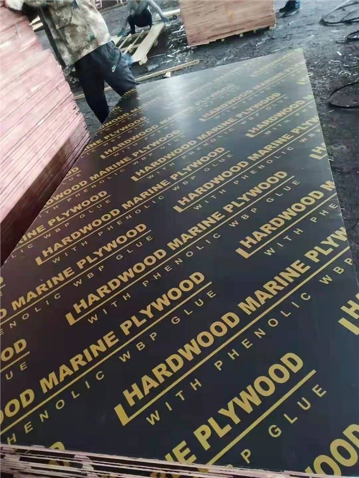 Tablero fenólico de 21 mm de madera contrachapada con revestimiento de película