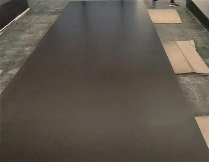 Madera contrachapada con revestimiento de película de gran tamaño de 2000x5400 mm