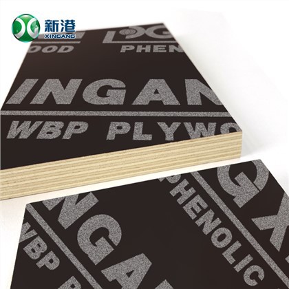 Tablero revestido de melamina negra directa de 15 mm de Shandong para precio de fábrica de madera contrachapada de encofrado de decoración